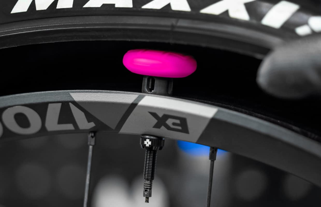 Airtag in bicycle tire