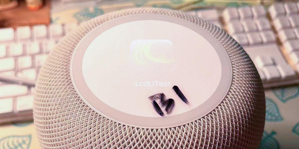 Leaked photo shows prototype HomePod with display